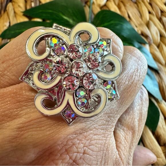 BOGO free crystal floral ring adjustable 5.5-8 - Picture 1 of 4